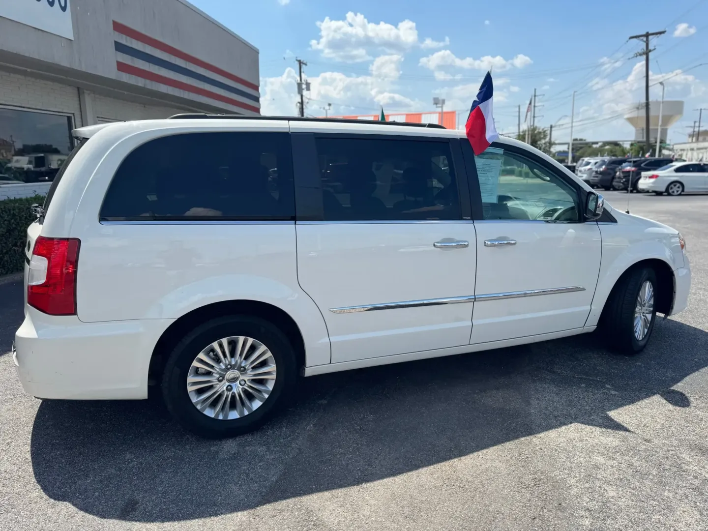 2012 Chrysler Town and Country Touring-L (2C4RC1CG0CR) with an 3.6L V6 DOHC 24V engine, 6-Speed Automatic transmission, located at 10740 Forest Lane, Dallas, TX, 75243, (972) 272-7300, 32.908588, -96.701813 - **Unleash Adventure with the 2012 Chrysler Town and Country - The Perfect Family Van!**<br /> <br /> Are you searching for a vehicle that seamlessly fits into your busy family lifestyle while providing comfort and versatility? Look no further than the 2012 Chrysler Town and Country, available no - Photo#2