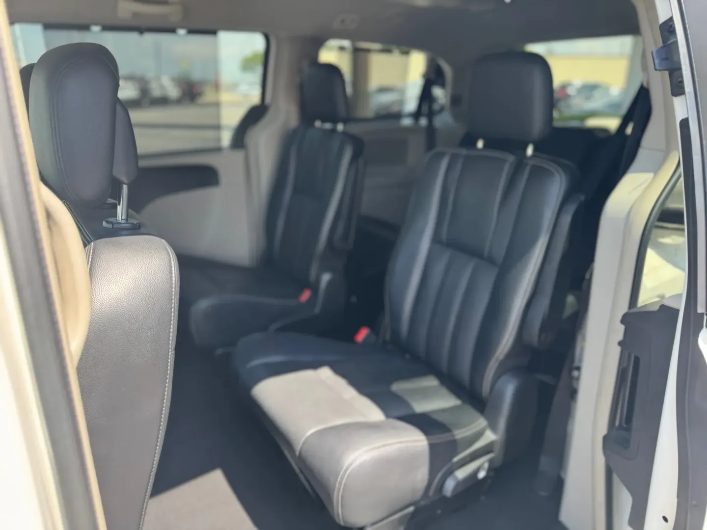 2012 Chrysler Town and Country Touring-L (2C4RC1CG0CR) with an 3.6L V6 DOHC 24V engine, 6-Speed Automatic transmission, located at 10740 Forest Lane, Dallas, TX, 75243, (972) 272-7300, 32.908588, -96.701813 - **Unleash Adventure with the 2012 Chrysler Town and Country - The Perfect Family Van!**<br /> <br /> Are you searching for a vehicle that seamlessly fits into your busy family lifestyle while providing comfort and versatility? Look no further than the 2012 Chrysler Town and Country, available no - Photo#6